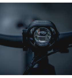 Litemove AEW-230 Luz Delantera LED para Bicicletas Eléctricas - HKAEW230 | Soporte de Manillar