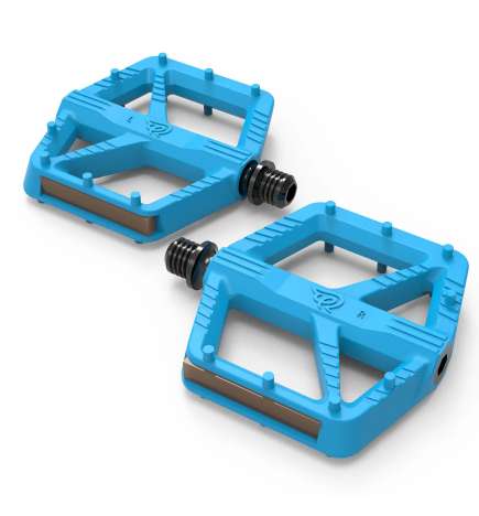 Early Rider Works Comp - Flat Pedals - cyan
