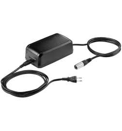Giant 3-Pin Fast Charger for E-Bikes - 710000004